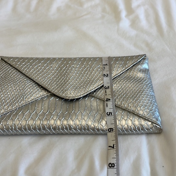 Jessica McClintock Evening Envelope tote - Picture 7 of 7